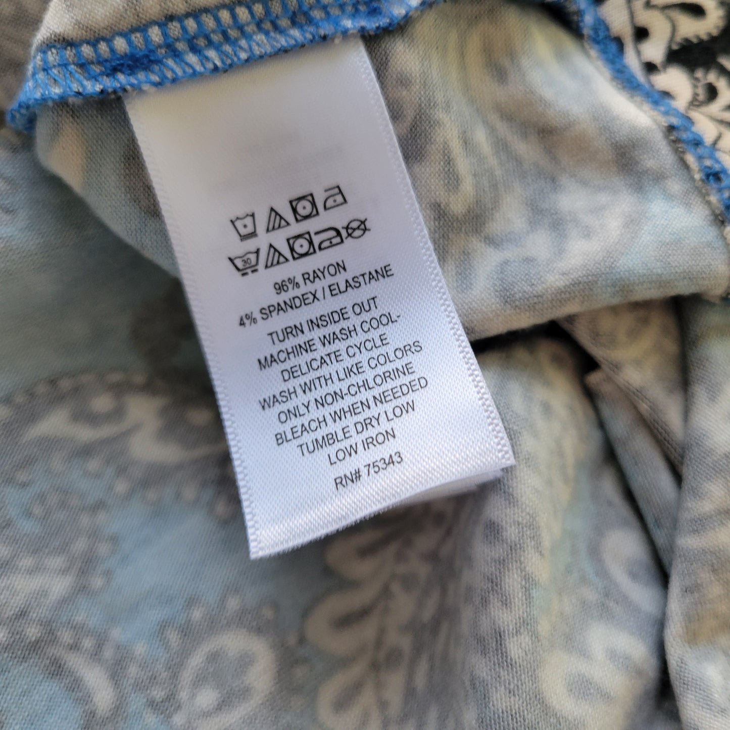 Cynthia Rowley Women's 1X Tunic Top Blue White Paisley Split Back PAI43XE
