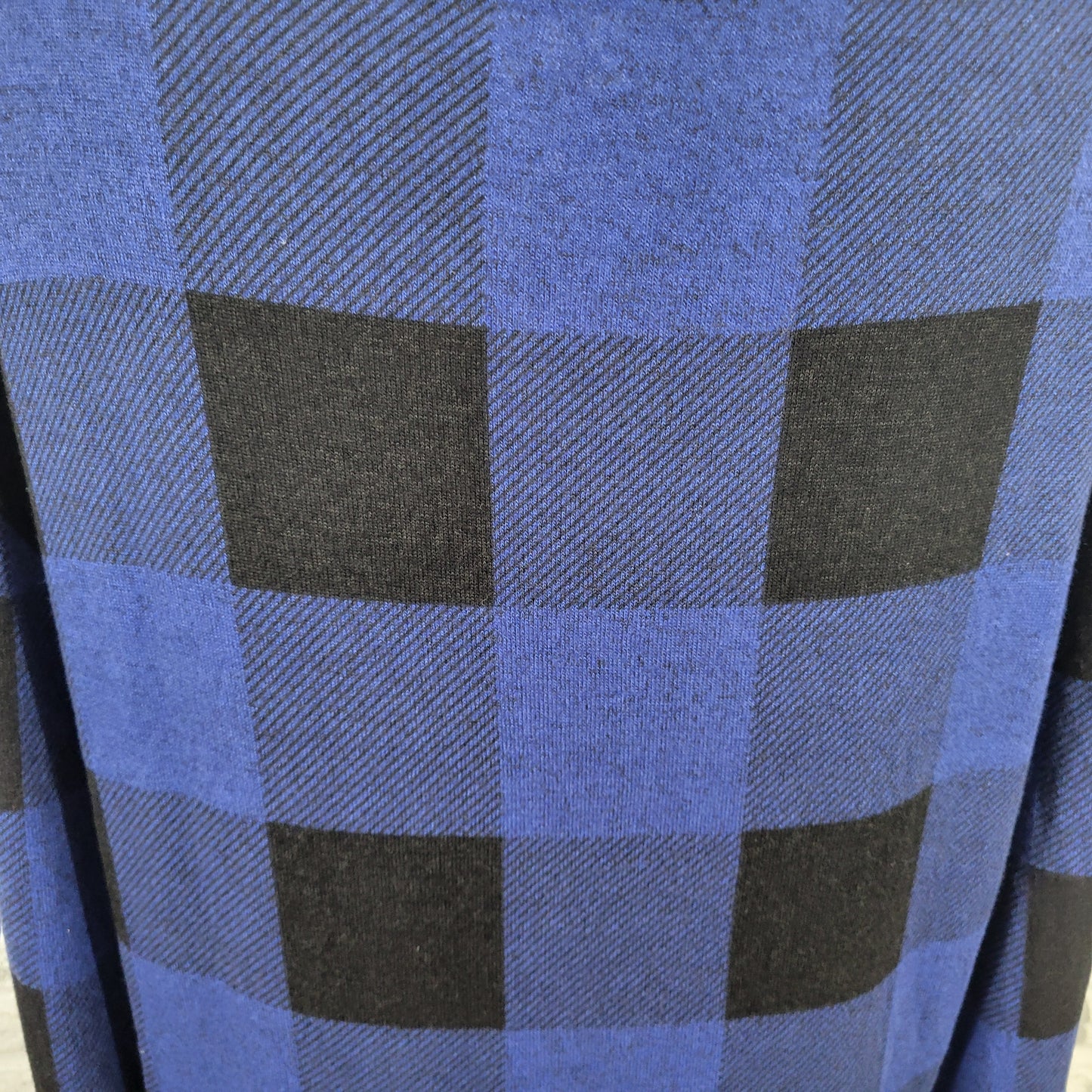 Maurices 24/7 Womens 1X Plus Blue Black Plaid V-Neck Long Sleeve Top PLA44E