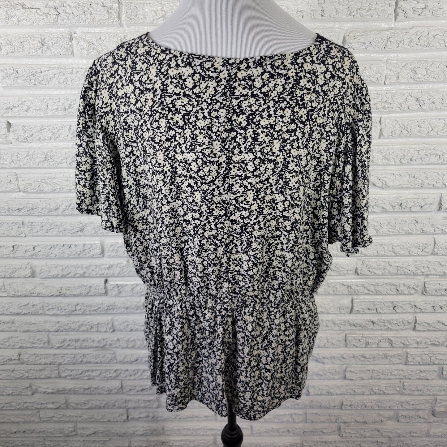 Lane Bryant Womens 20 Plus Black White Floral Lace Trim Blouse FLO303E