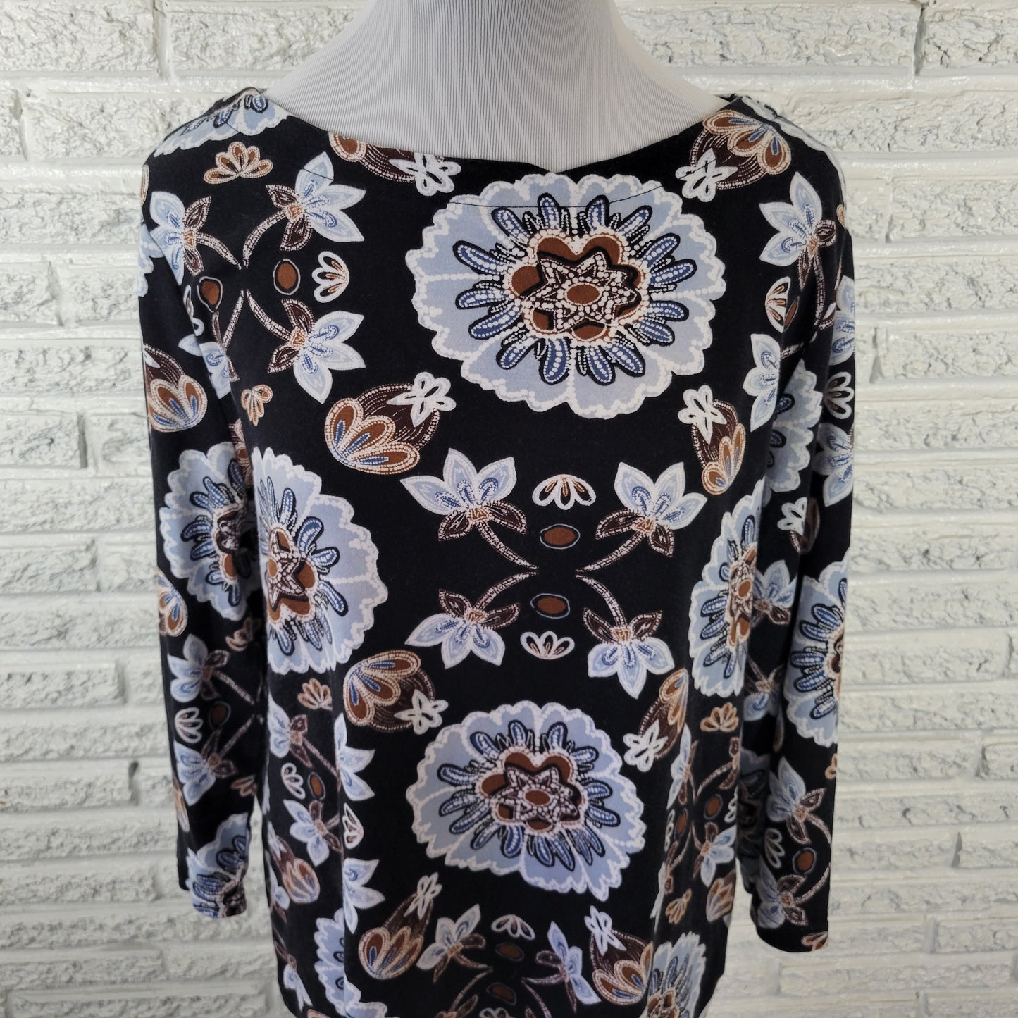 Croft & Barrow XL Top Black Blue Floral 100% Cotton 3/4 Sleeve Boat Neck FLO320E