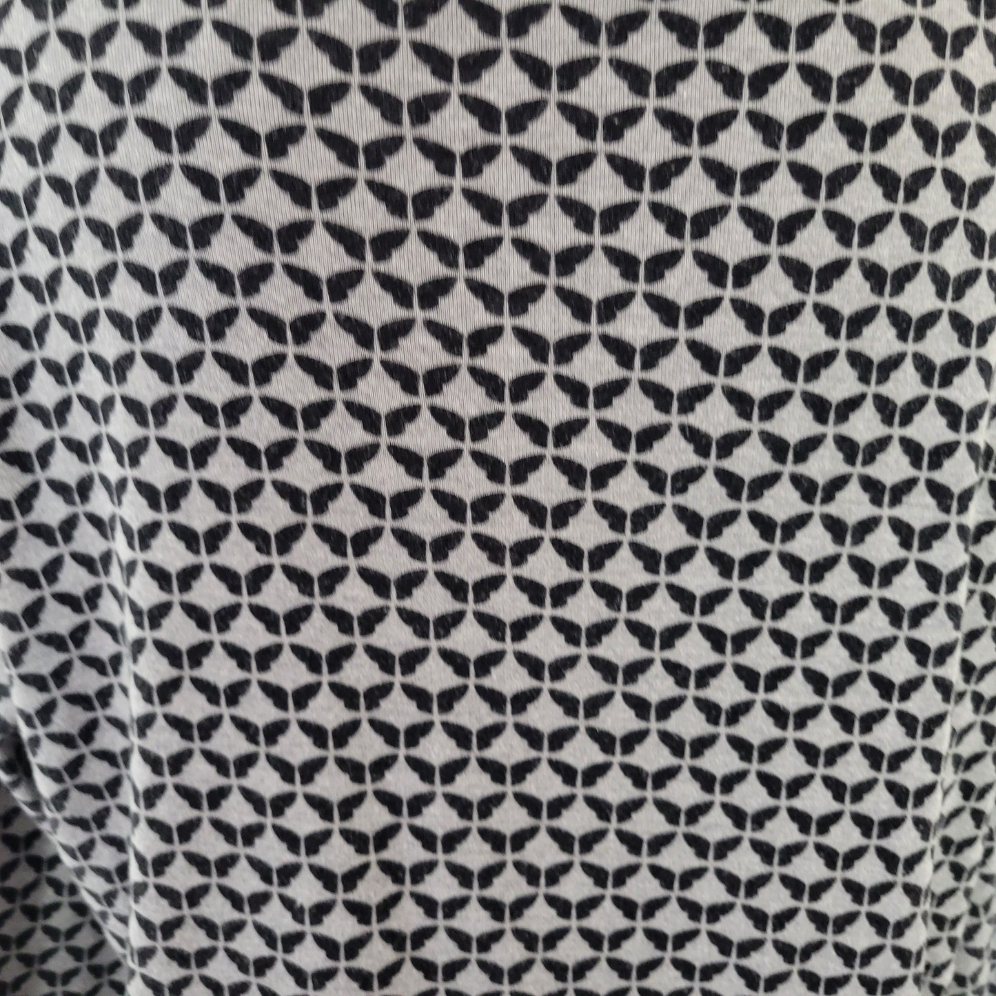Croft & Barrow XL Top Black Gray Geometric Deco Button Accent 3/4 Sleeve GEO270E