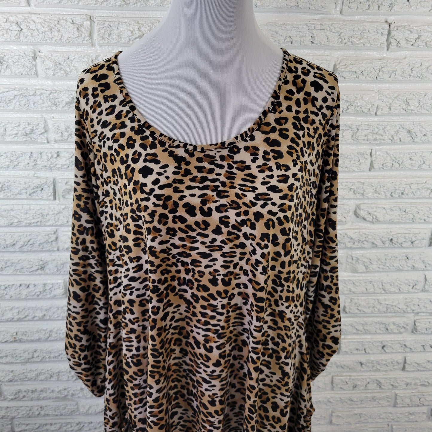 Isabella Rodriguez 2X Smock Tunic Animal Print Tan Black Long Roll Tab ANI43E