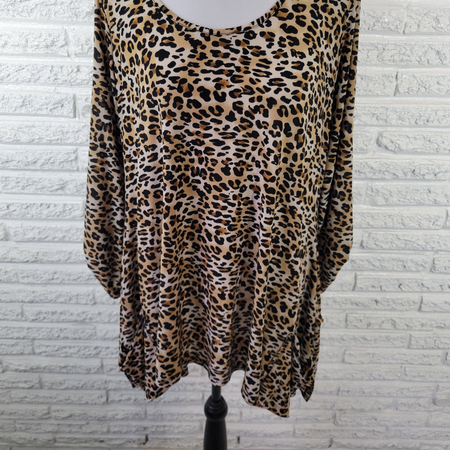 Isabella Rodriguez 2X Smock Tunic Animal Print Tan Black Long Roll Tab ANI43E