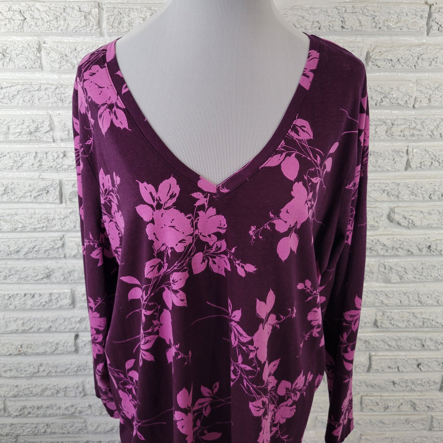 Roamans 1X Women’s Top Purple Floral Cotton Blouse Long Sleeve V-Neck FLO269E