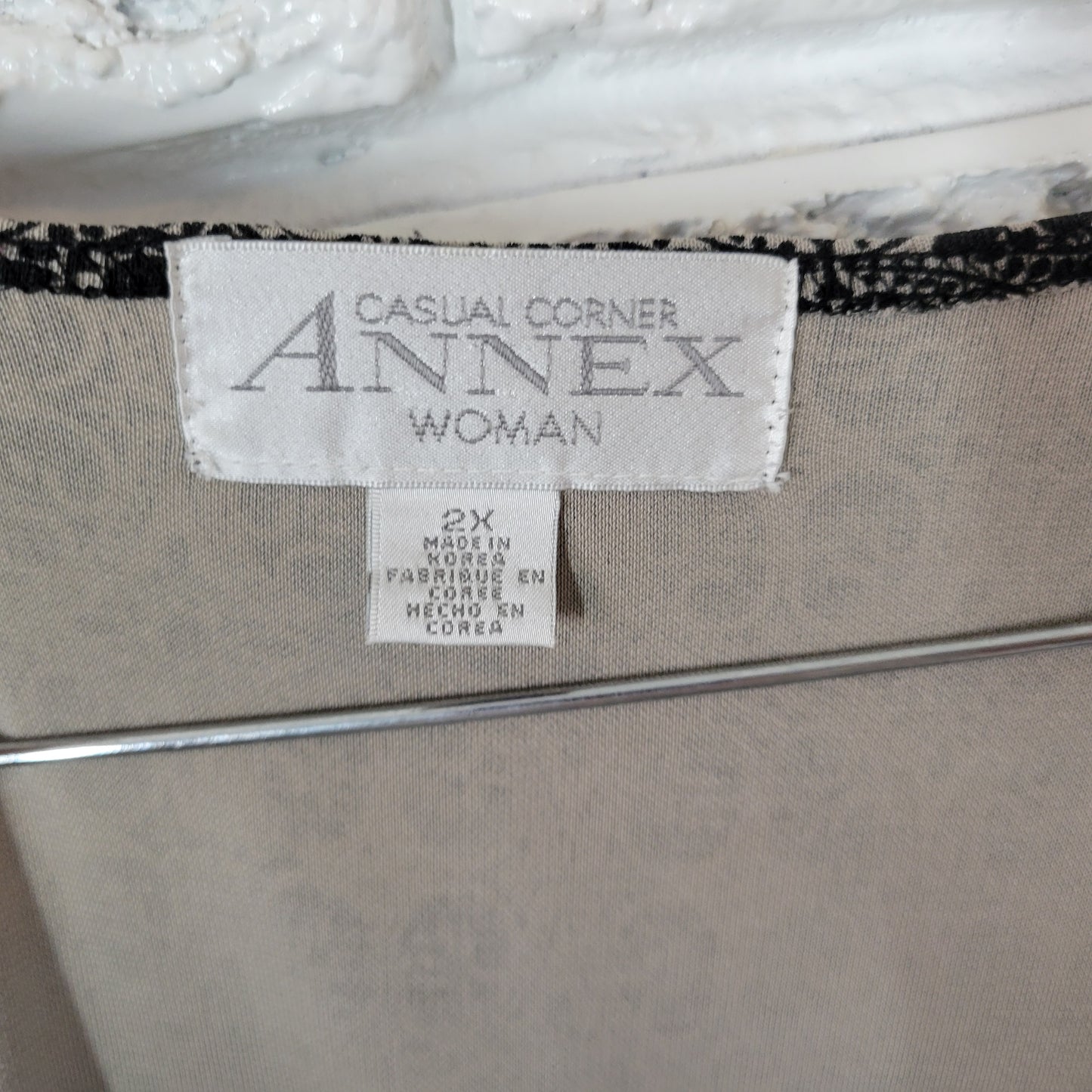 Casual Corner Annex Tank Top Women’s Geometric Black Gray Sleeveless GEO79E