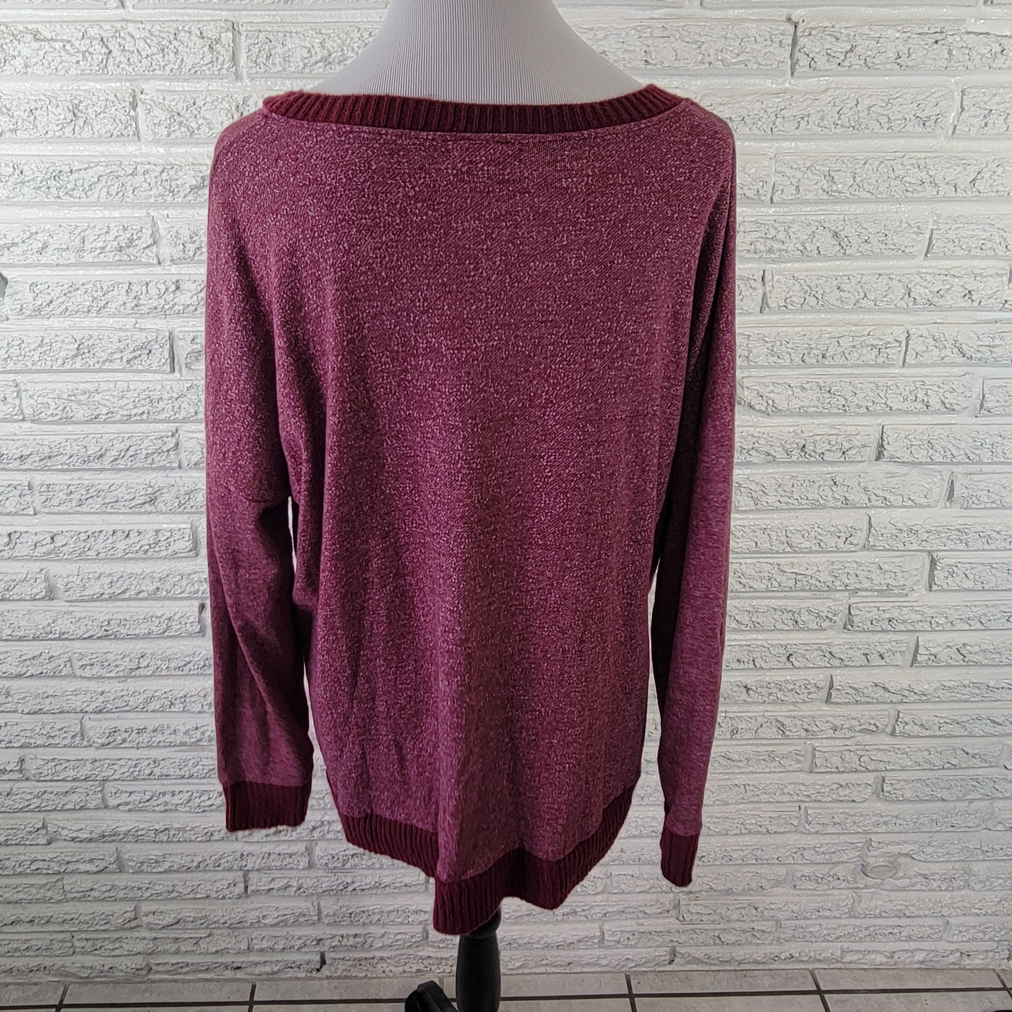 Maurices Women's 1X Sweatshirt Burgundy Plus Size Lace-Up Sides SWE189E