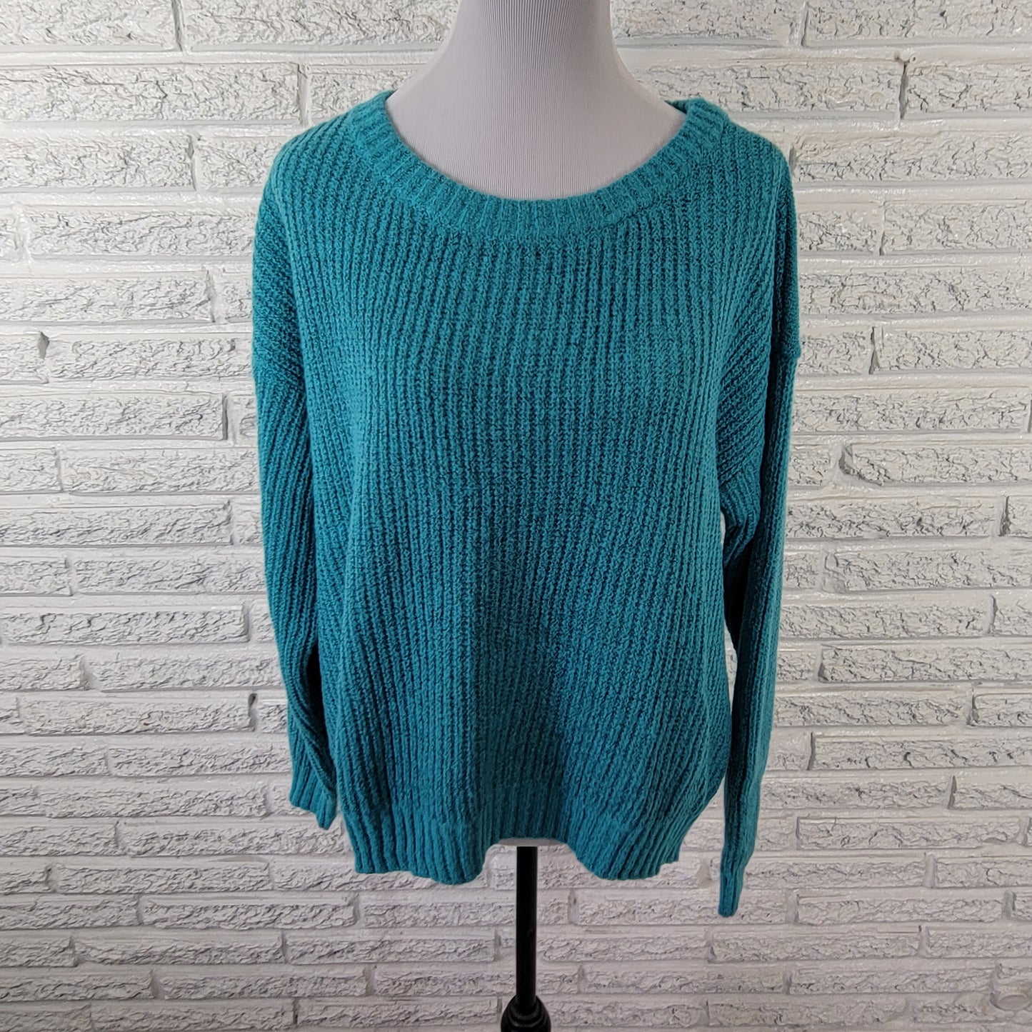 Evri Womens 1X Sweater Blue Plus Size Soft Tight Knit Crew Neck Pullover BLU123E