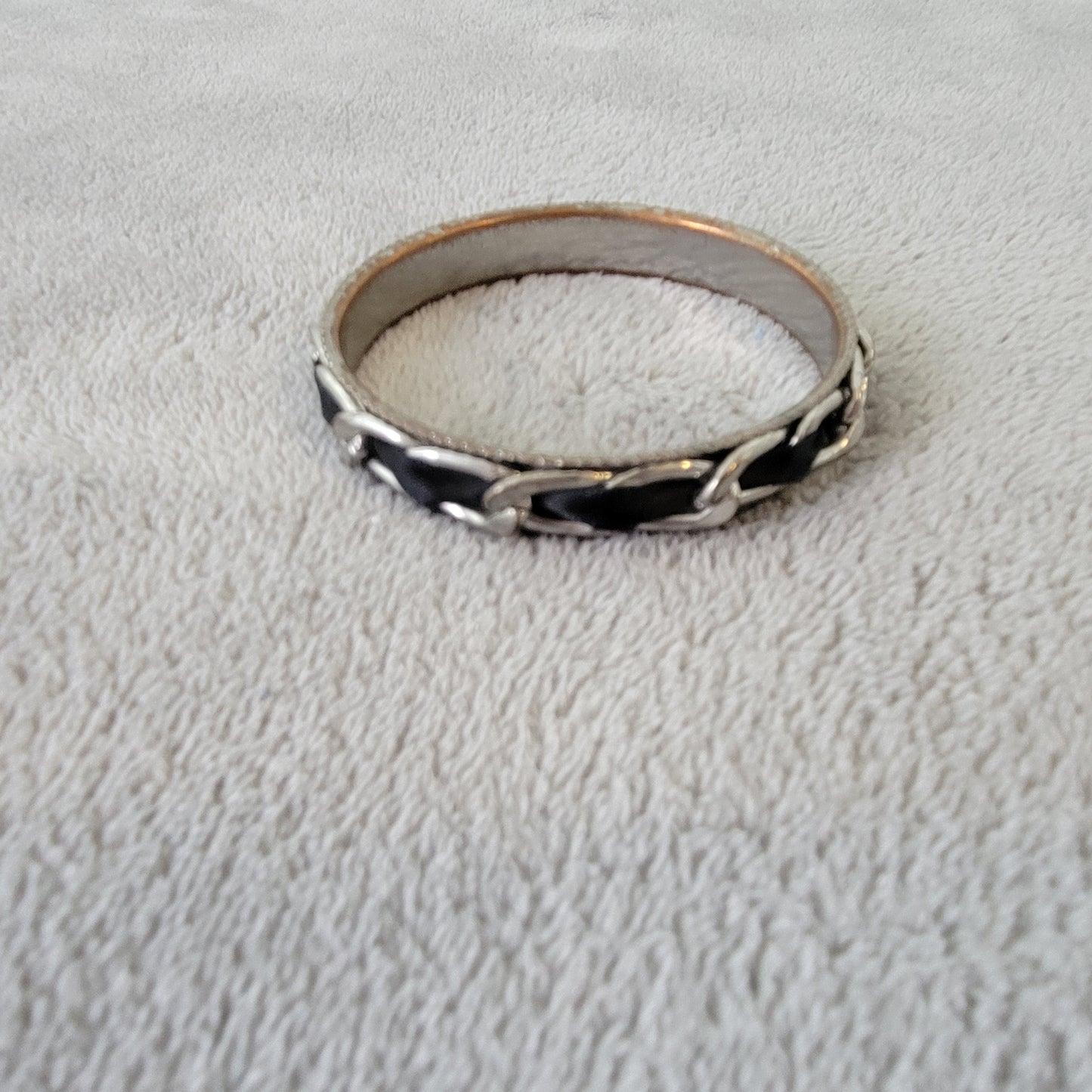 Silver Tone Chain Link Bangle Bracelet with Black Fabric Inlay 2.5" Diameter B1E