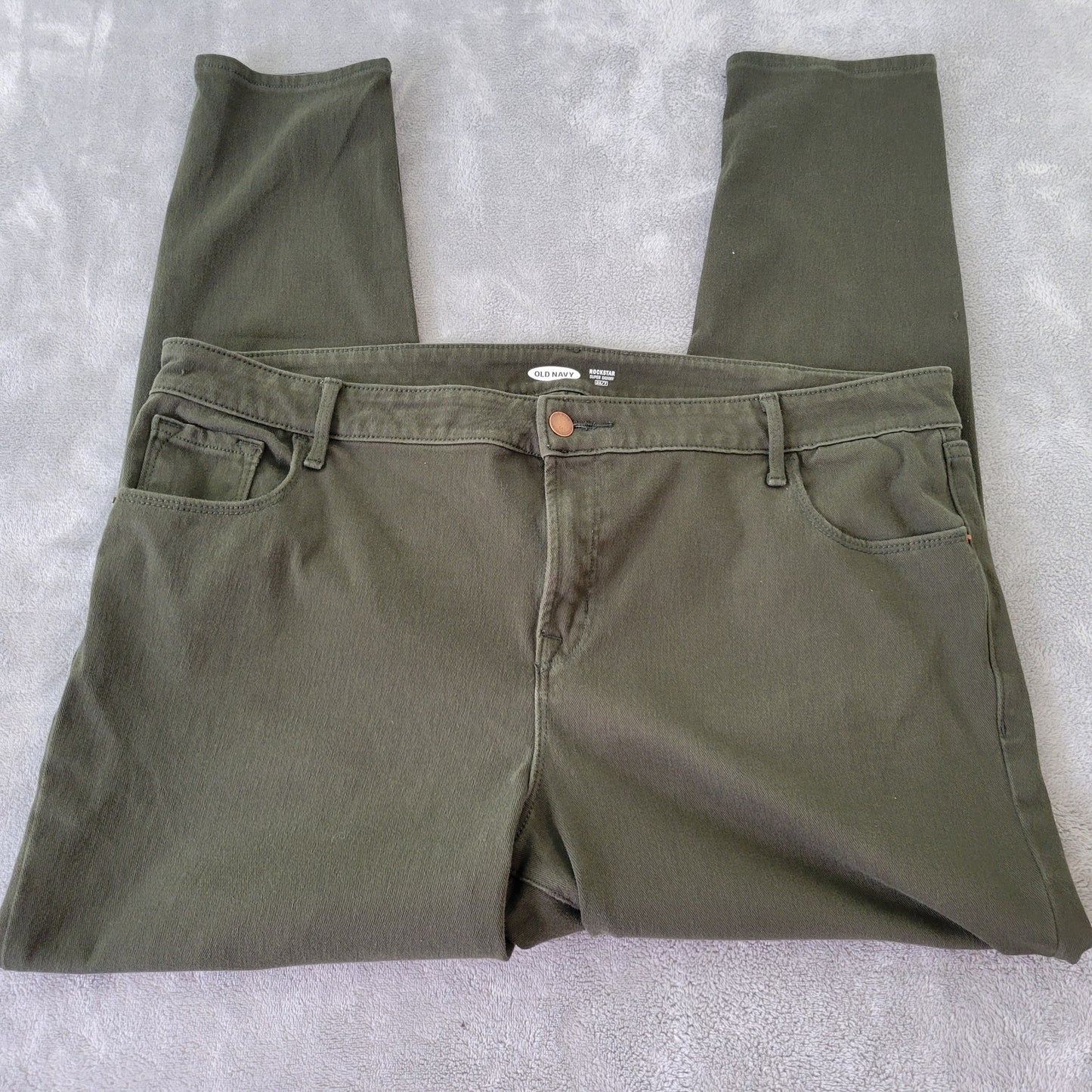 Old Navy Rockstar Super Skinny Jeans 18 Womens Soft Sage Green Stretch SKI10E