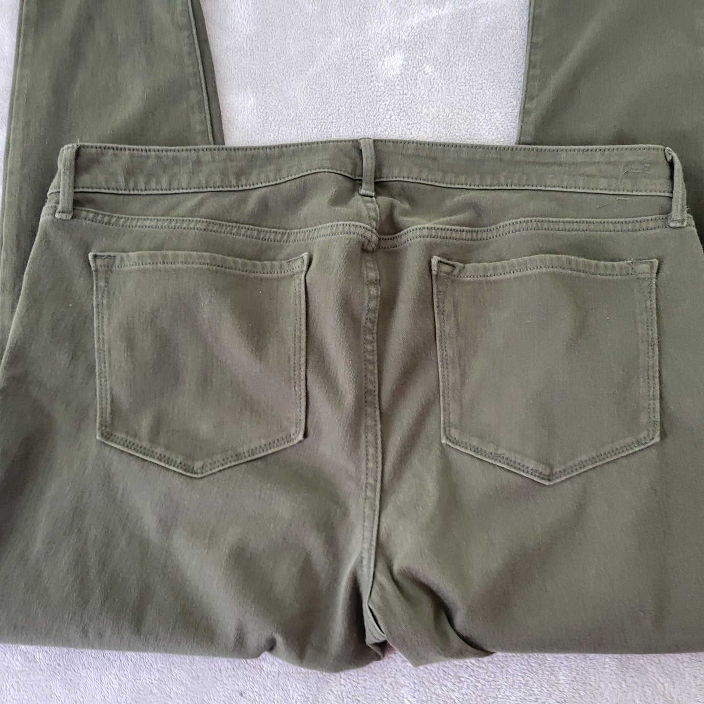 Old Navy Rockstar Super Skinny Jeans 18 Womens Soft Sage Green Stretch SKI10E