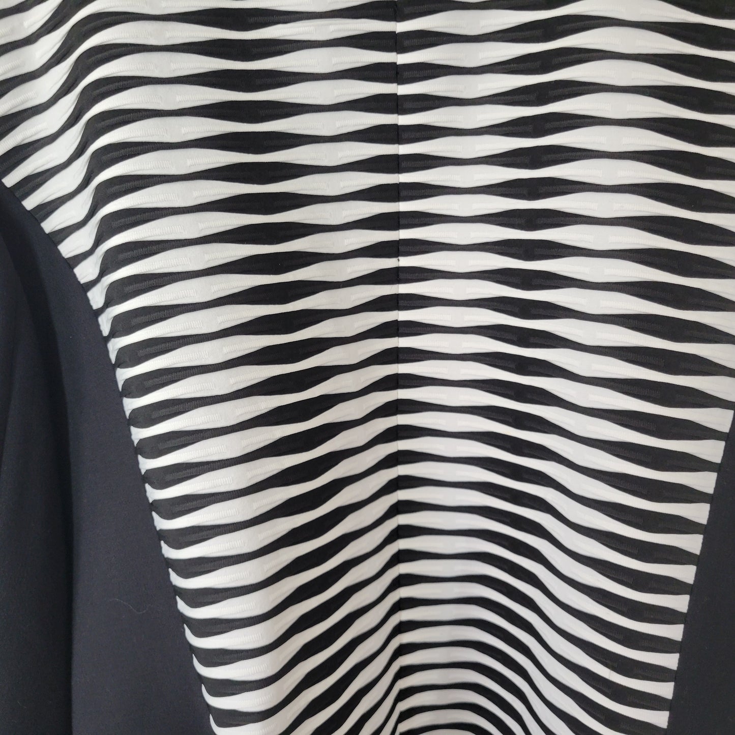 Tahari Arthur S. Levine Black White Wave Print Plus 22W Open Front Blazer HNGE