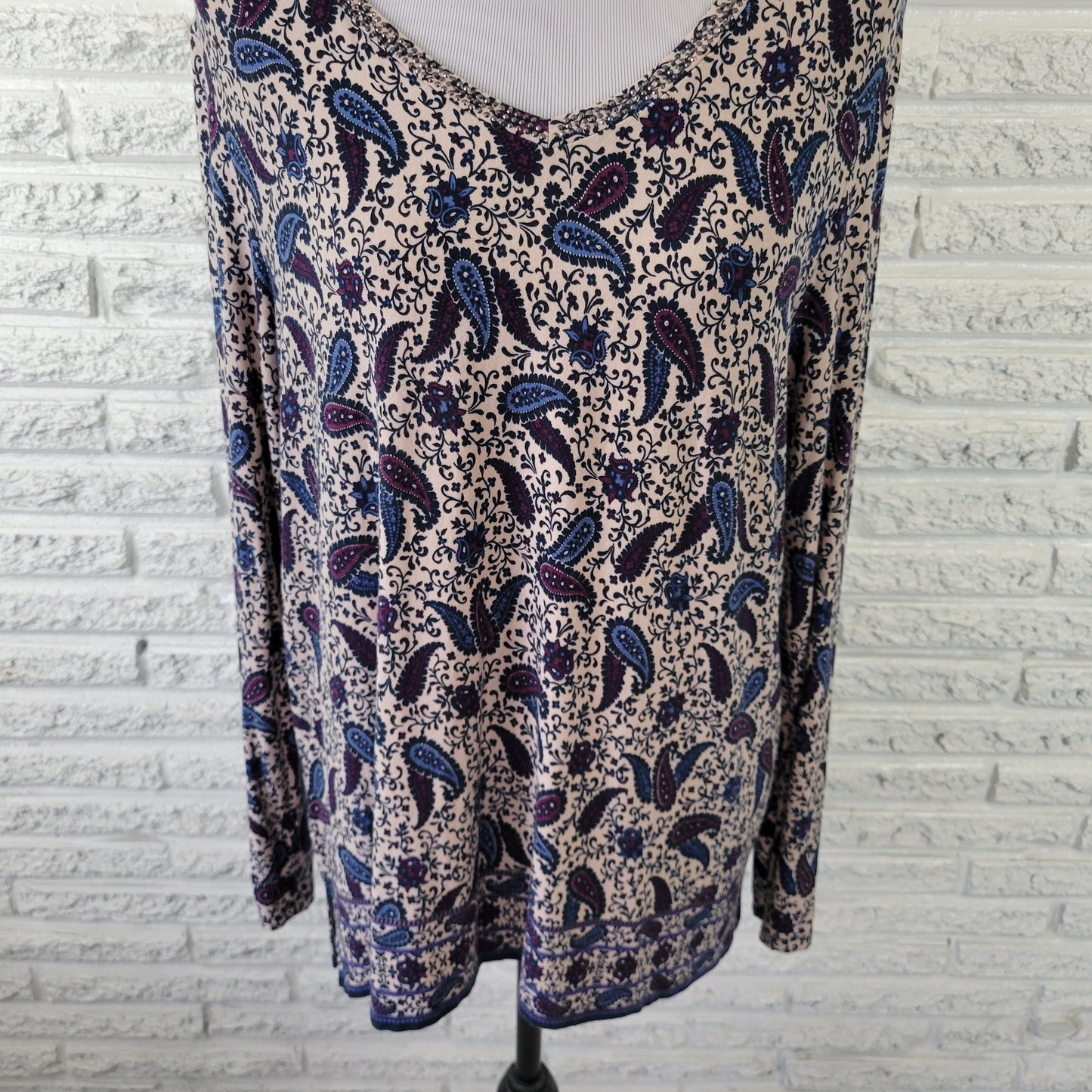 Westport Womens XL Top Blue Purple Paisley Studded V-Neck Knit Blouse PAI50XE