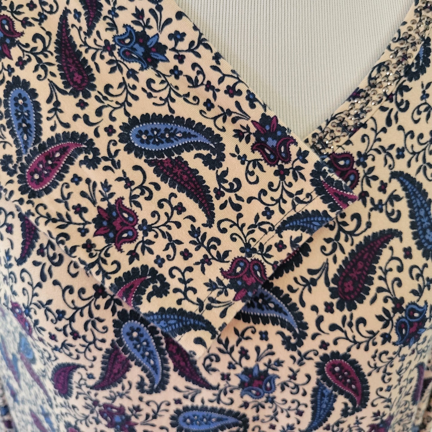 Westport Womens XL Top Blue Purple Paisley Studded V-Neck Knit Blouse PAI50XE