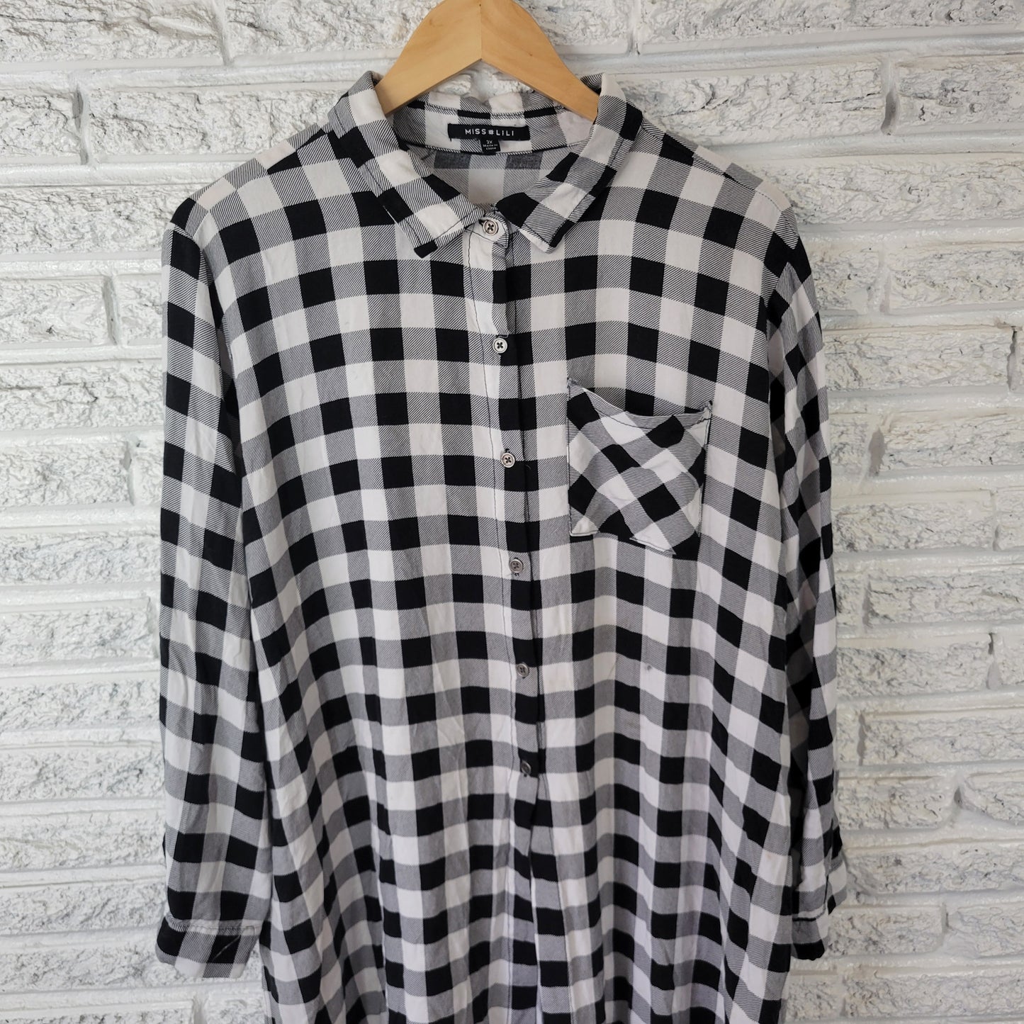 Miss Lili Women's 3X Black White Plaid Button Up Top Roll Tab Sleeve PLA49E
