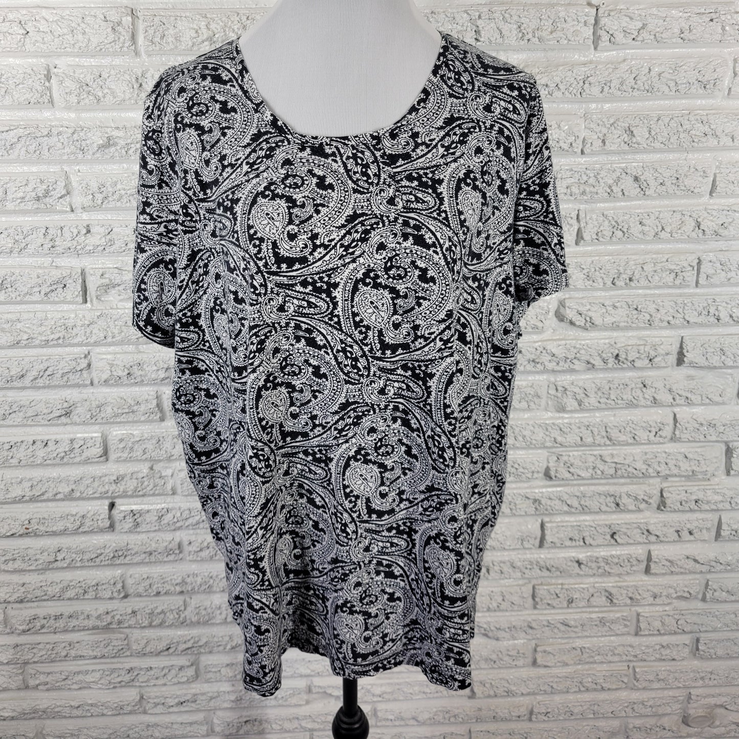 Catherines Women’s 1XWP Tee Black White Paisley Cotton Petite PAI39E