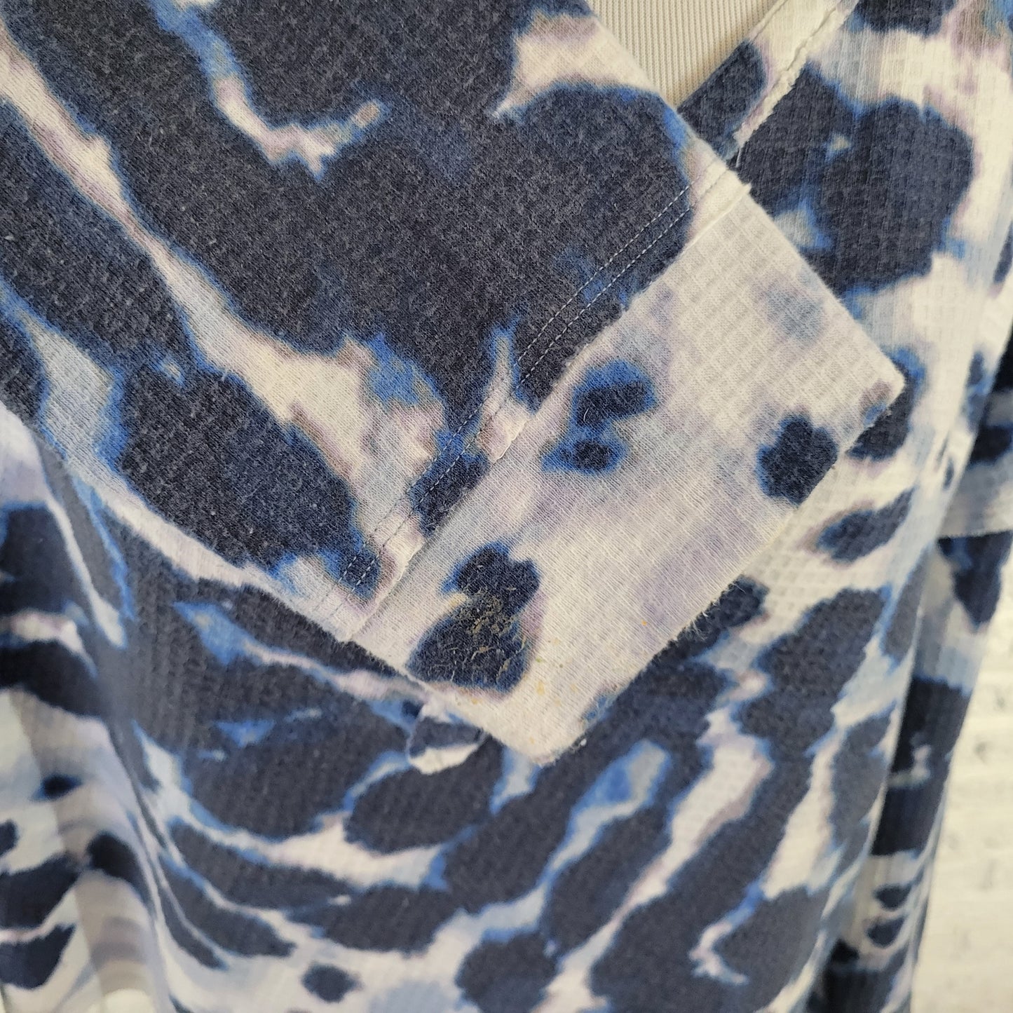 Westbound XL Women's Top Blue Watercolor Waffle Knit V-Neck 1/4 Button WAT2E