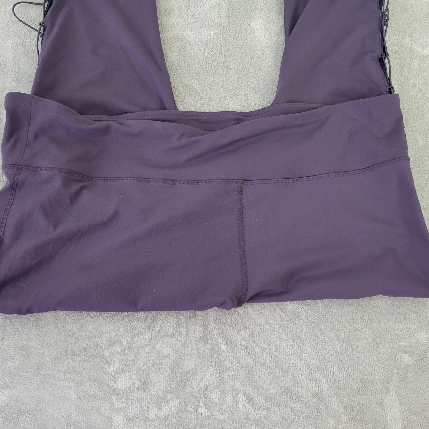 Shape Women’s 3X Leggings Capri Purple Mesh Side Faux Lace-up Stretch PUR48E