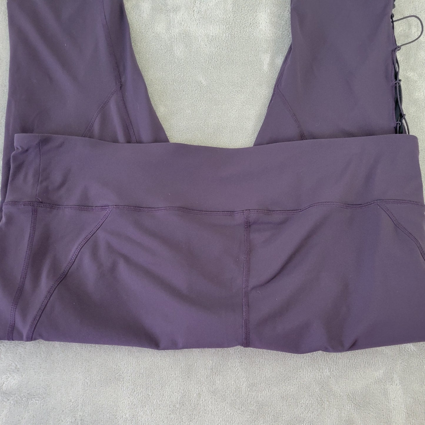 Shape Women’s 3X Leggings Capri Purple Mesh Side Faux Lace-up Stretch PUR48E