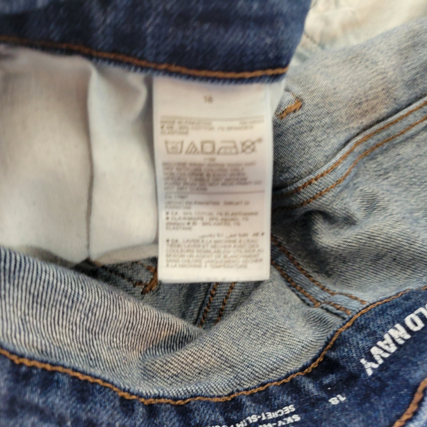 Old Navy Jeans Women's 18 Extra High Rise Straight Leg Dark Wash SL34E