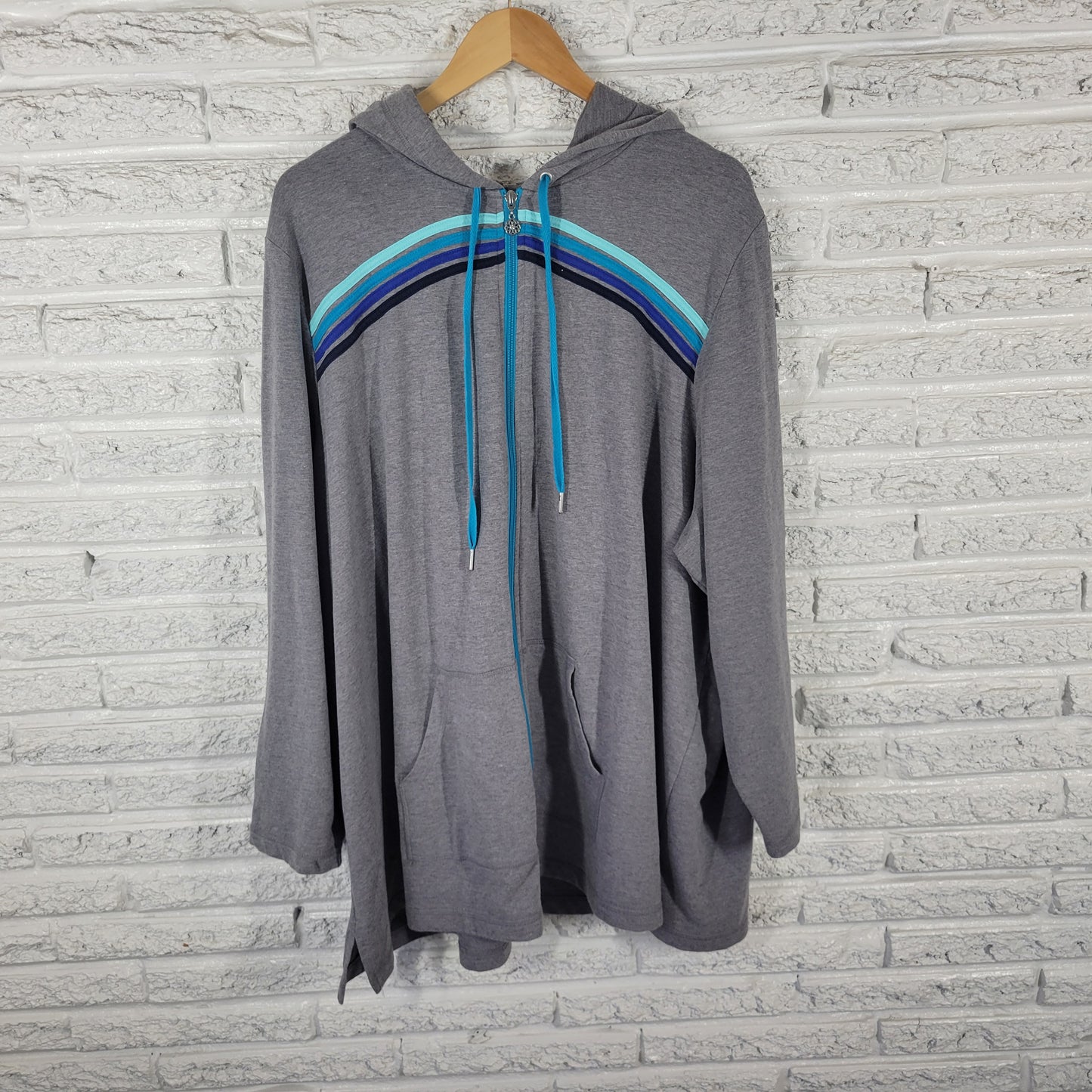 Catherines Women 3X Hoodie Jacket Gray Full Zip Pockets Plus Size SWE188E