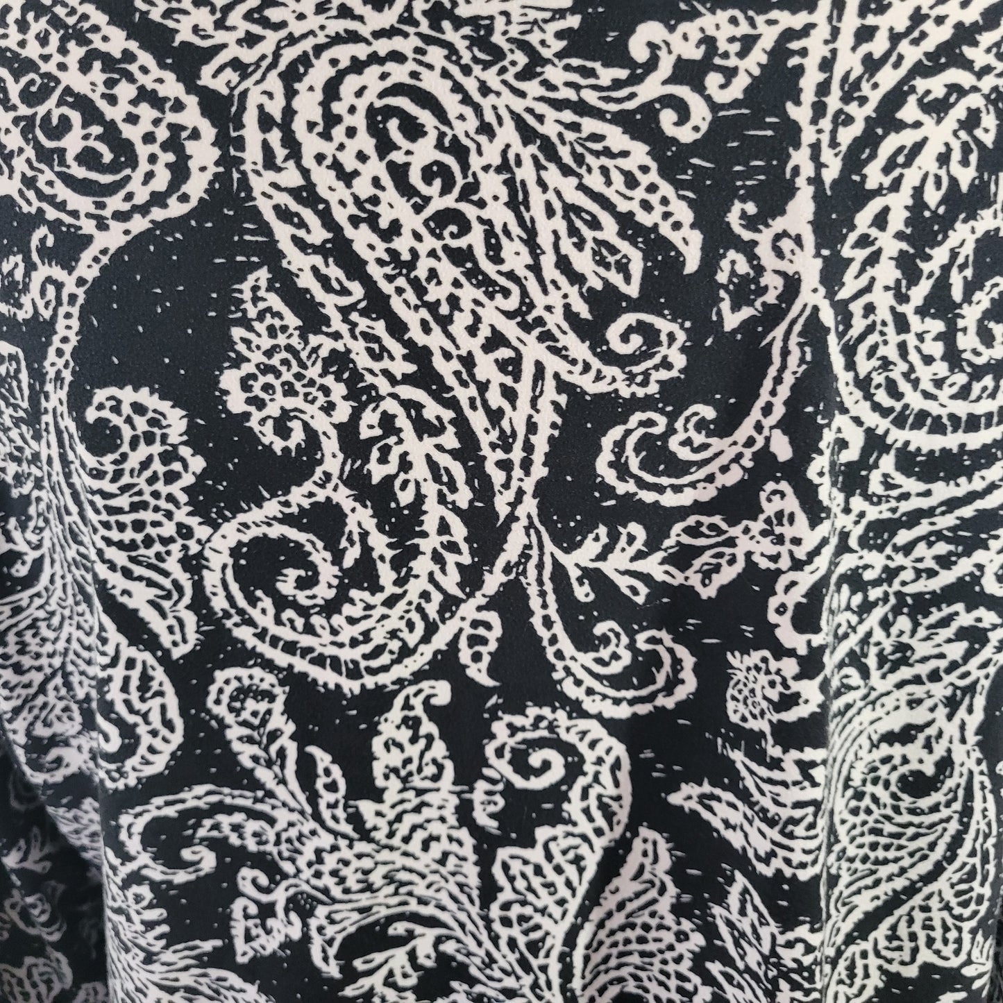 Rafaella Women 2X Top Black White Paisley Bell Sleeve 3/4 Sleeve PAI51E