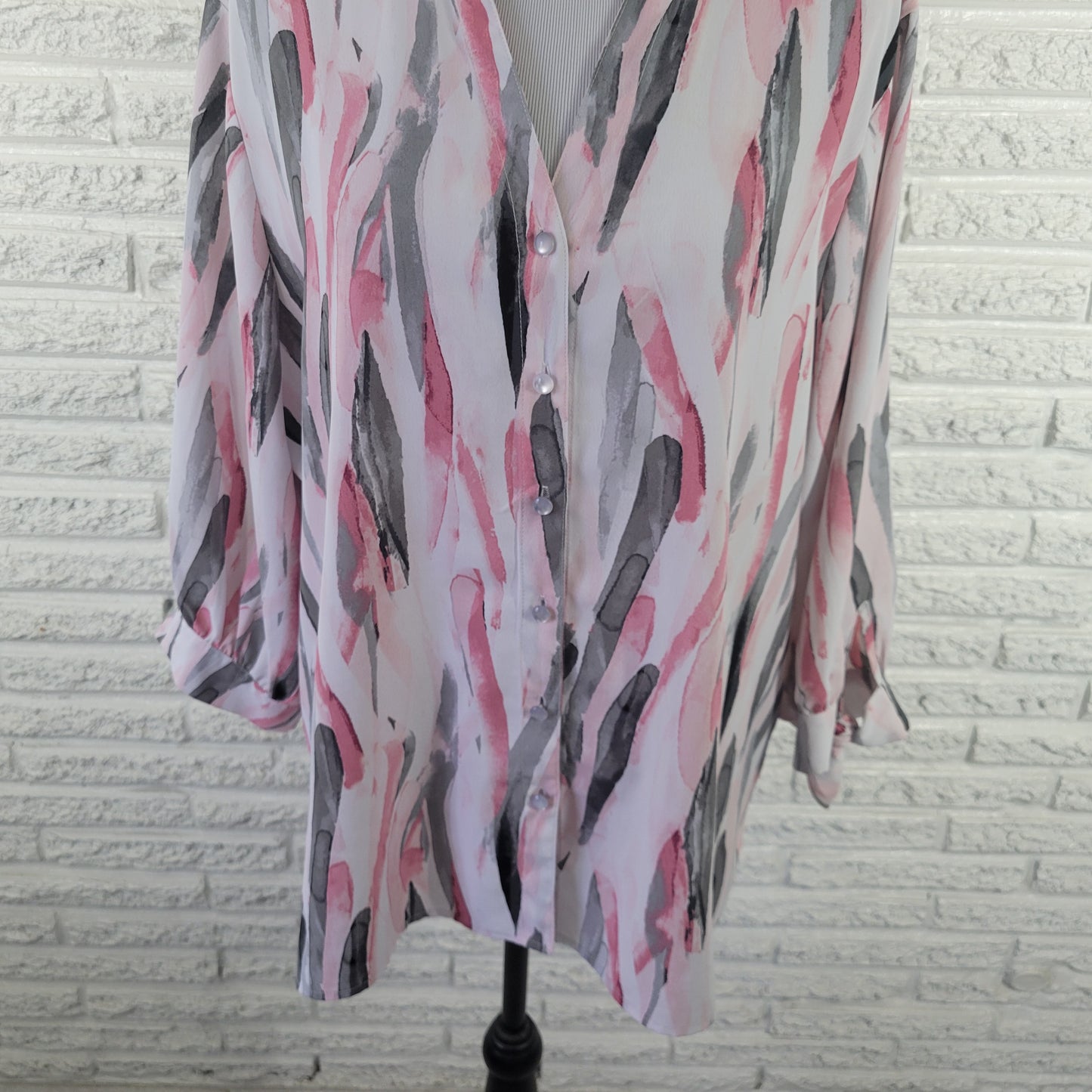 Allison Daley Women's Top 1X Pink Gray Watercolor 3/4 Sleeve V-Neck WAT96E