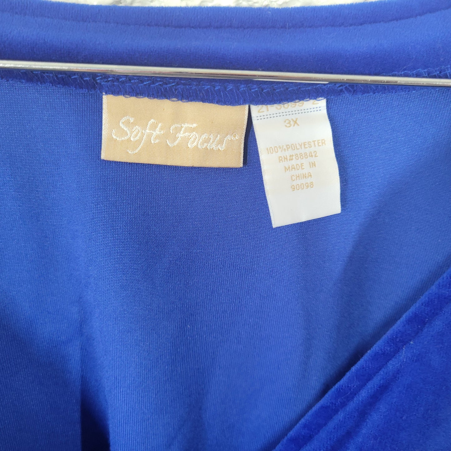 Soft Focus Women's Robe Size 3X Blue Velour Button Up V-Neck Long Sleeve HNGE