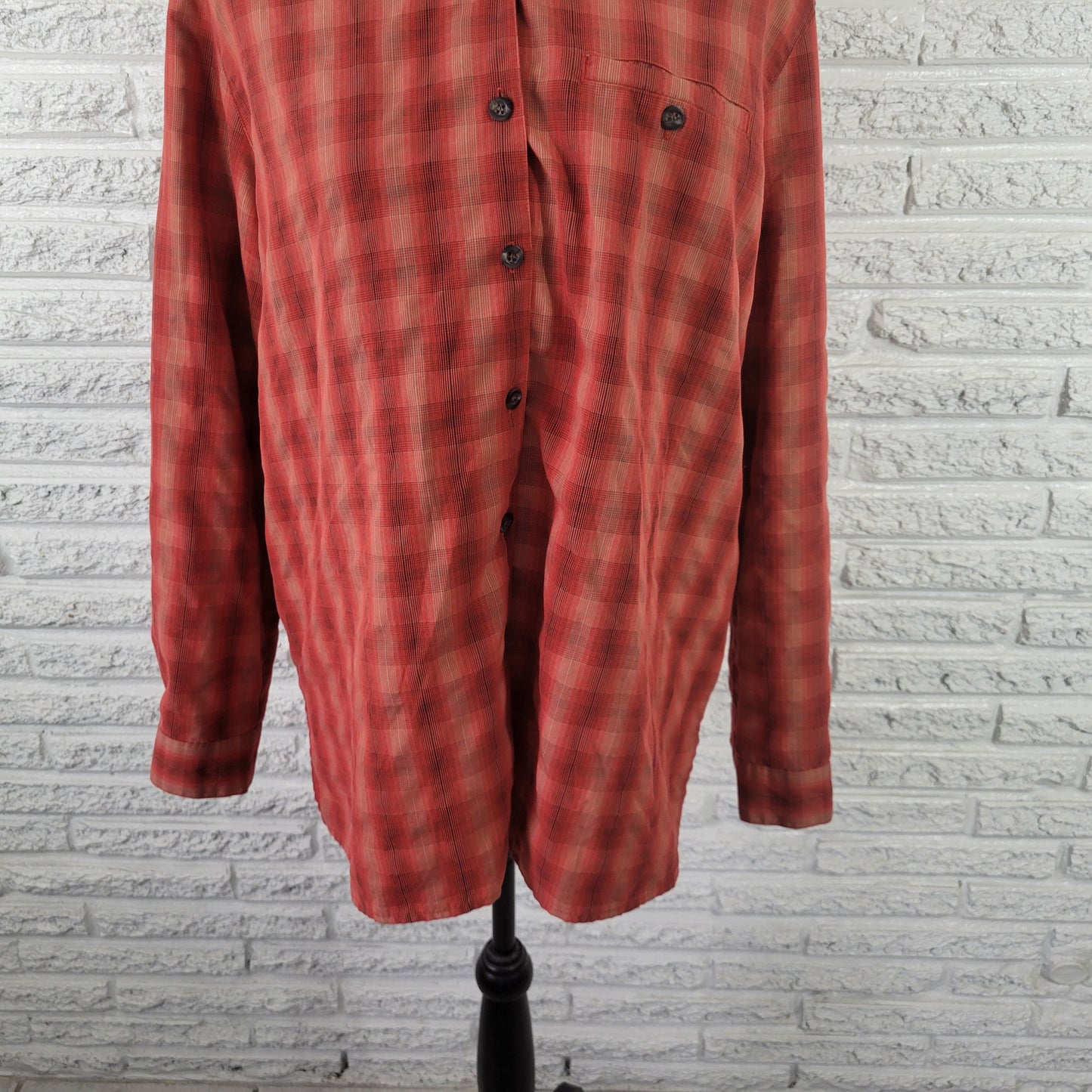 Liz Claiborne Villager XL Red Tan Plaid Button Up Shirt Womens Roll Tab PLA51E