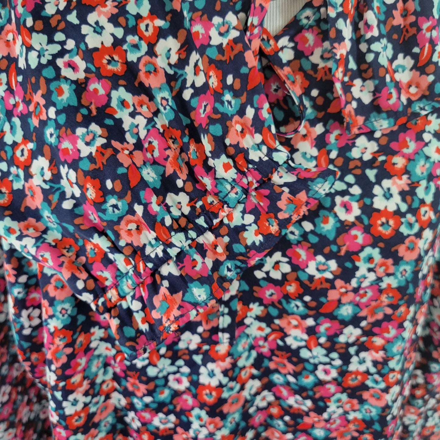 Croft & Barrow 2X Floral Ruffle Sleeve Top Womens Plus Keyhole Neck FLO29XE