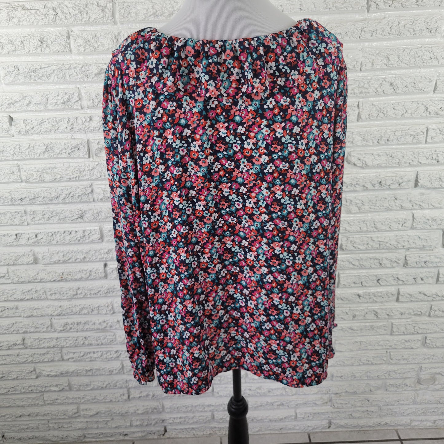 Croft & Barrow 2X Floral Ruffle Sleeve Top Womens Plus Keyhole Neck FLO29XE