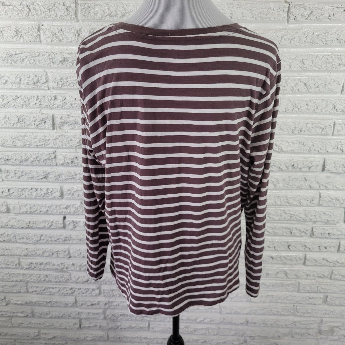Maurices 24/7 XL Brown White Striped Tee Womens Long Sleeve Knot Hem STR72E