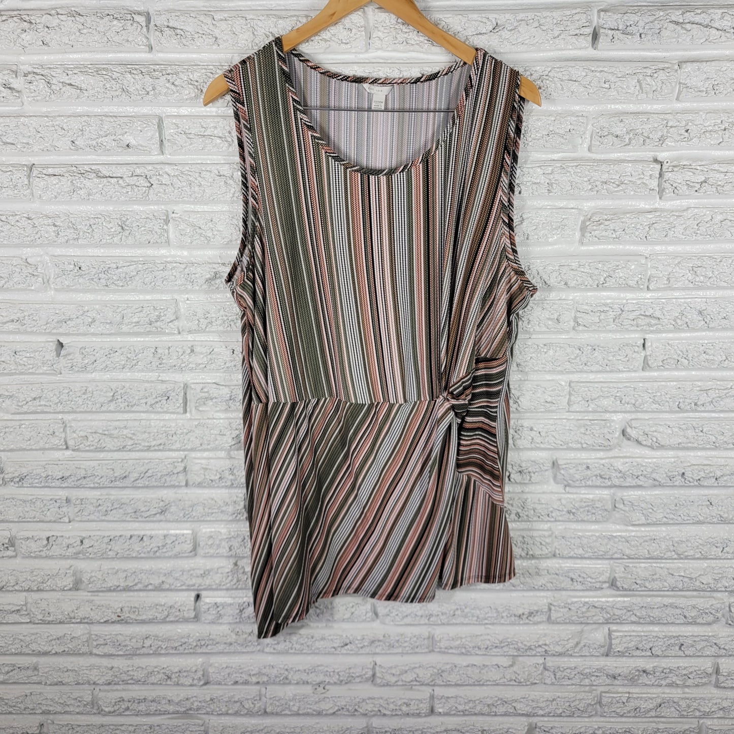 Cato Est 1946 Women's Striped Tunic 22W 24W Green Pink Diagonal Hem STR94E