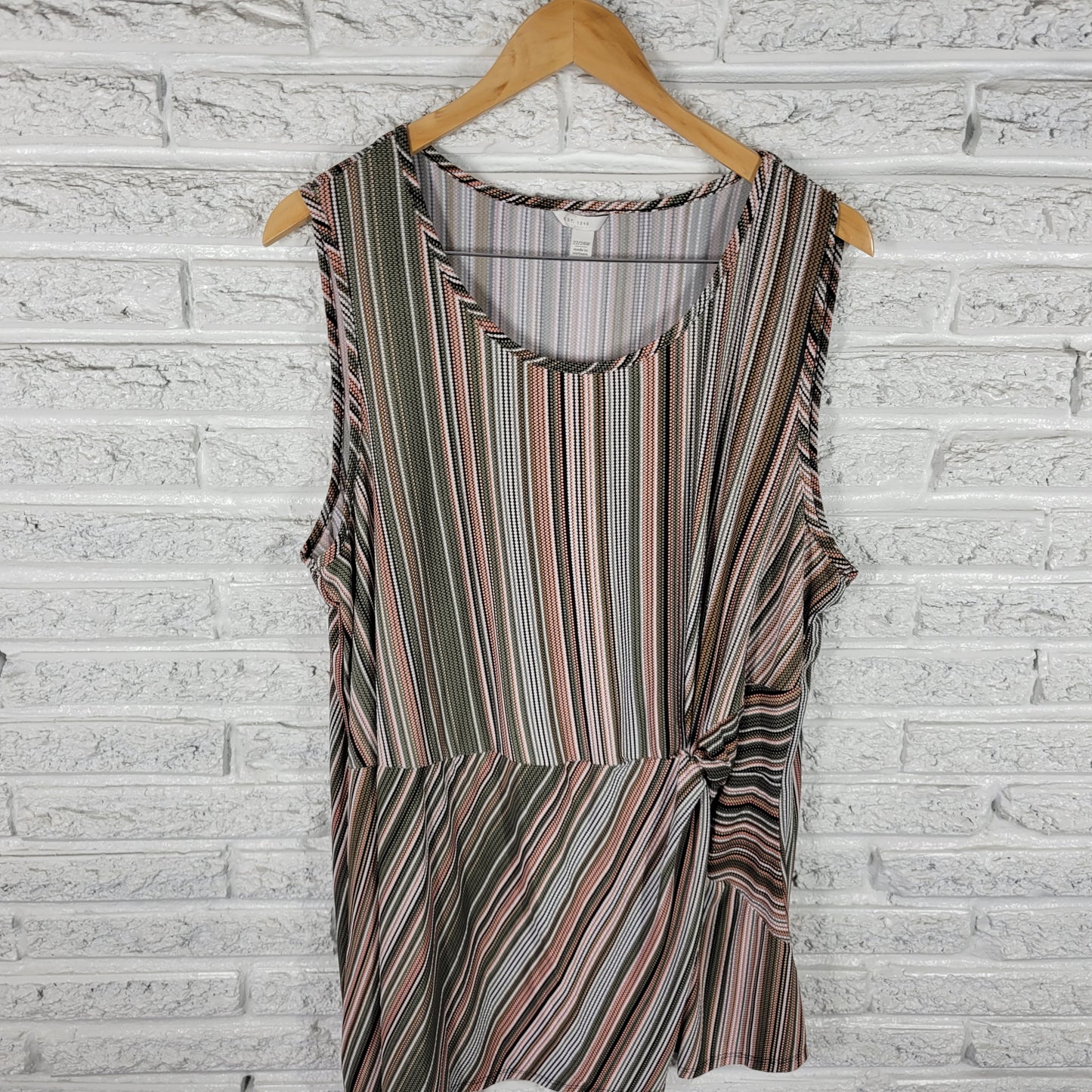 Cato Est 1946 Women's Striped Tunic 22W 24W Green Pink Diagonal Hem STR94E