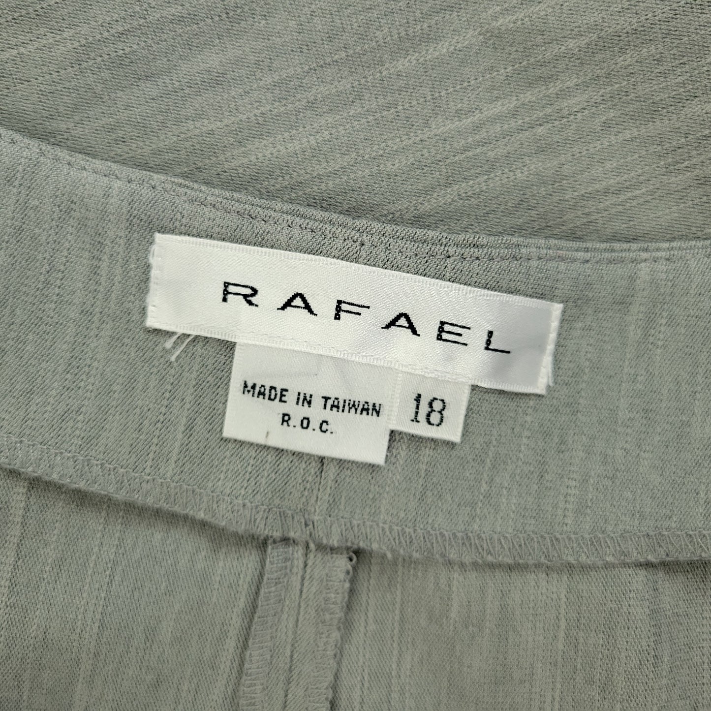 Rafael Women's Gray Dress Pants Size 18 Side Zip Straight Leg Stretch GRA15E