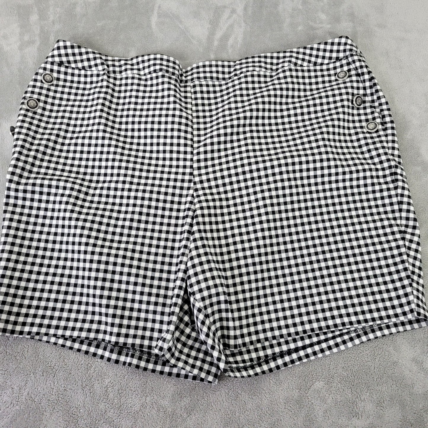 Cato Est 1946 Women's Gingham Shorts Size 28W Black White Check Pull On PLA54E