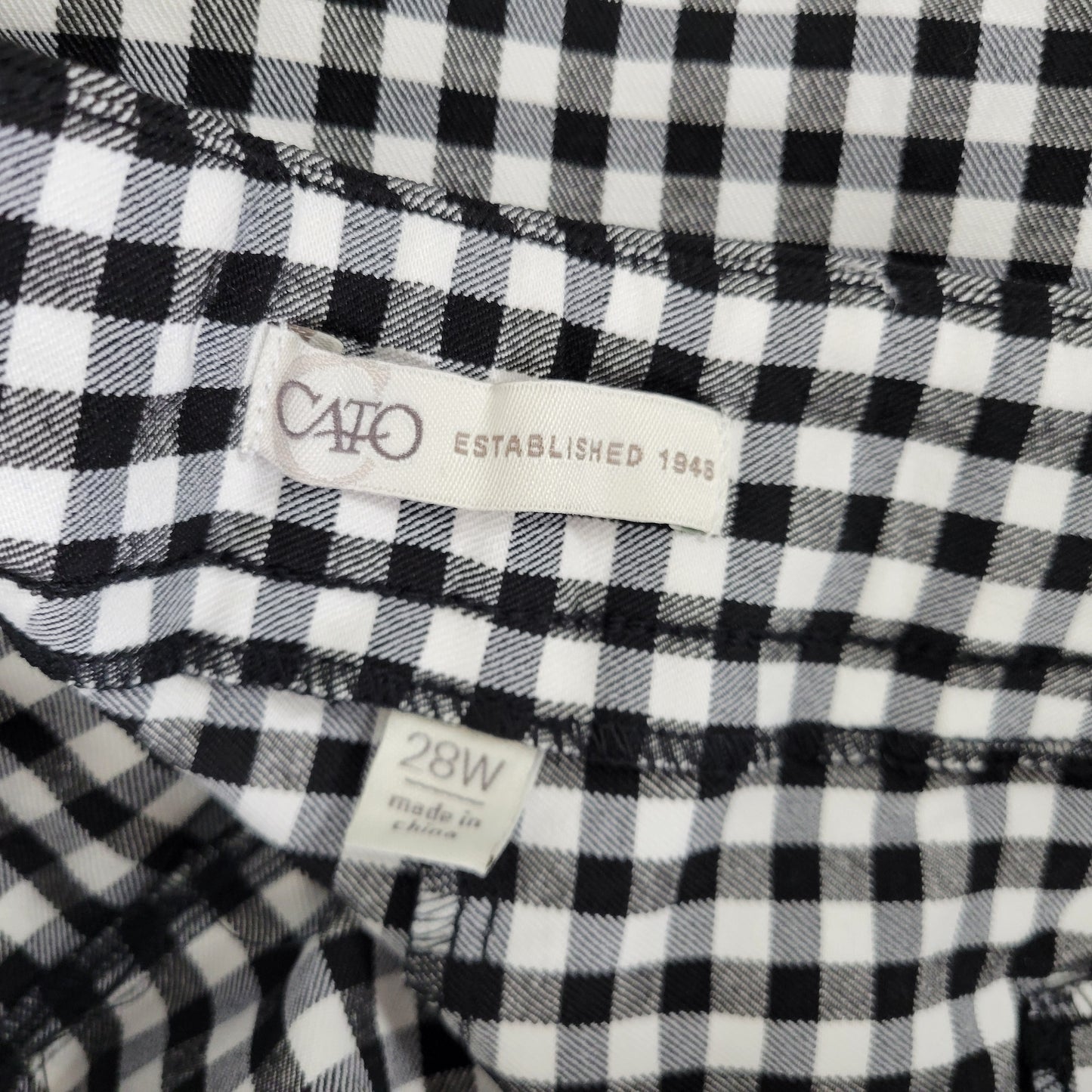 Cato Est 1946 Women's Gingham Shorts Size 28W Black White Check Pull On PLA54E