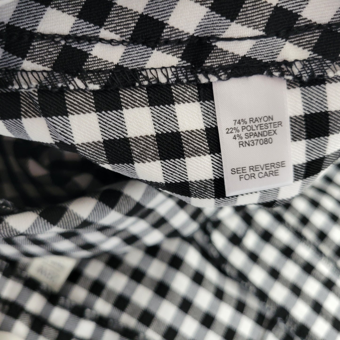 Cato Est 1946 Women's Gingham Shorts Size 28W Black White Check Pull On PLA54E