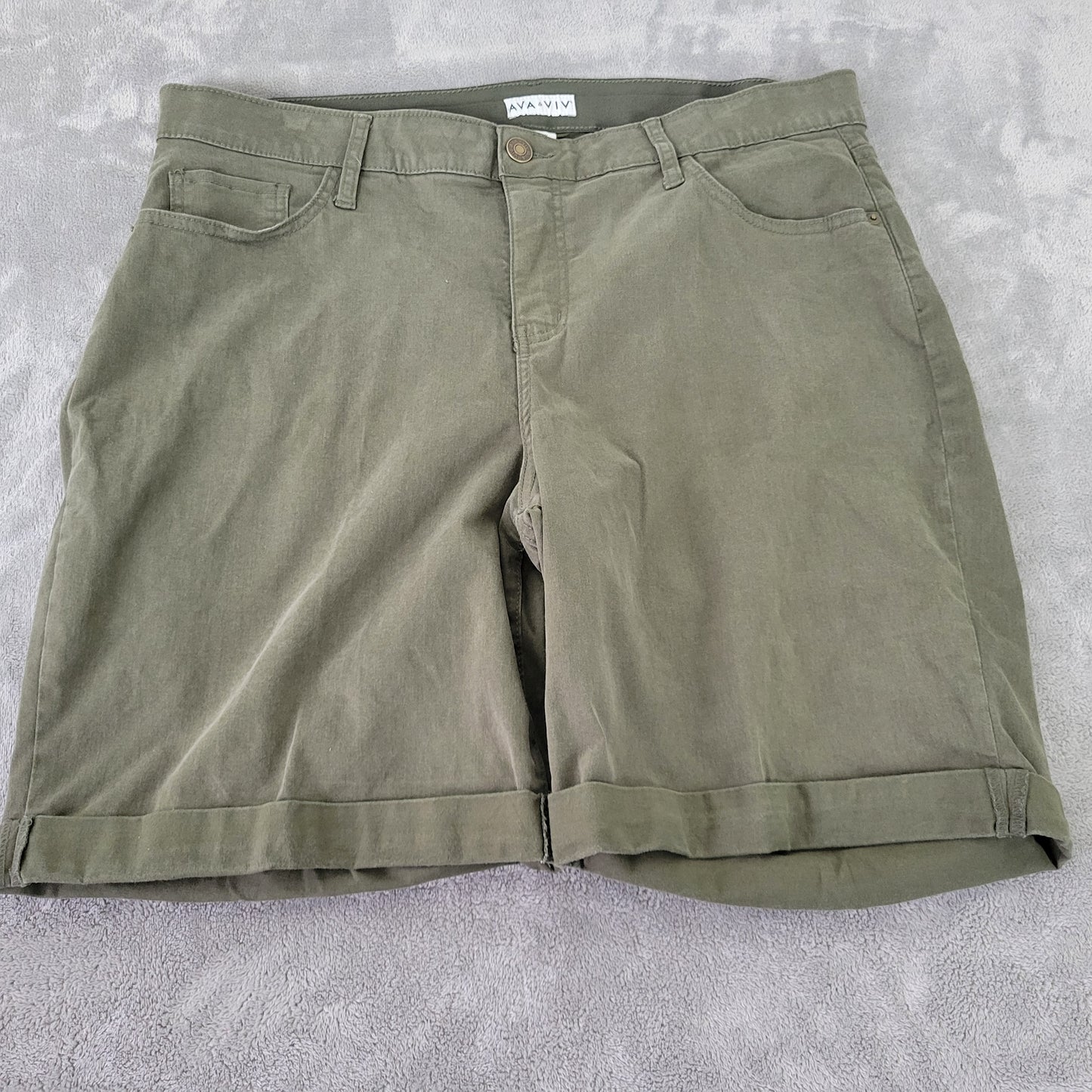 Ava & Viv Women's Green Denim Shorts Size 18W Cuffed Elastic Waist SHO14E