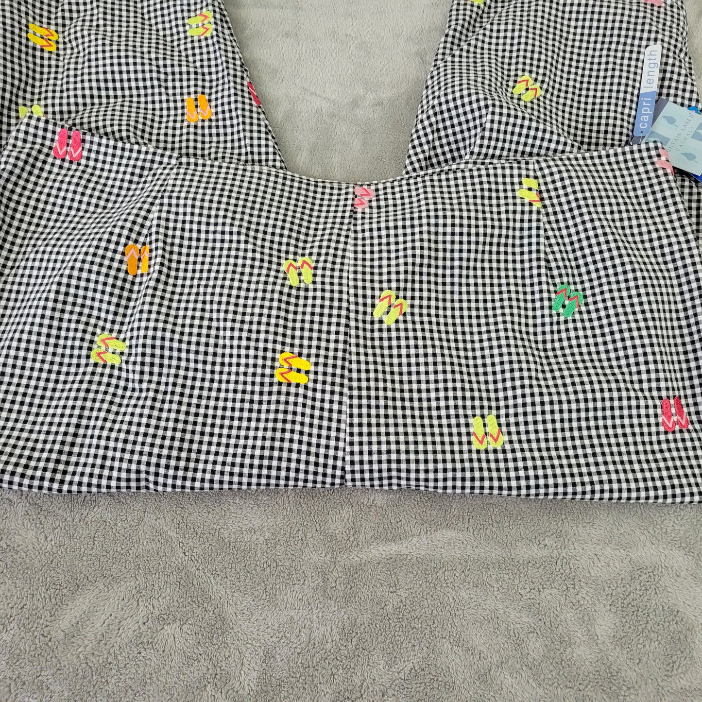 Mountain Lake II Women's Black Gingham Capri Pants Size 22WP Petite Check PLA53E