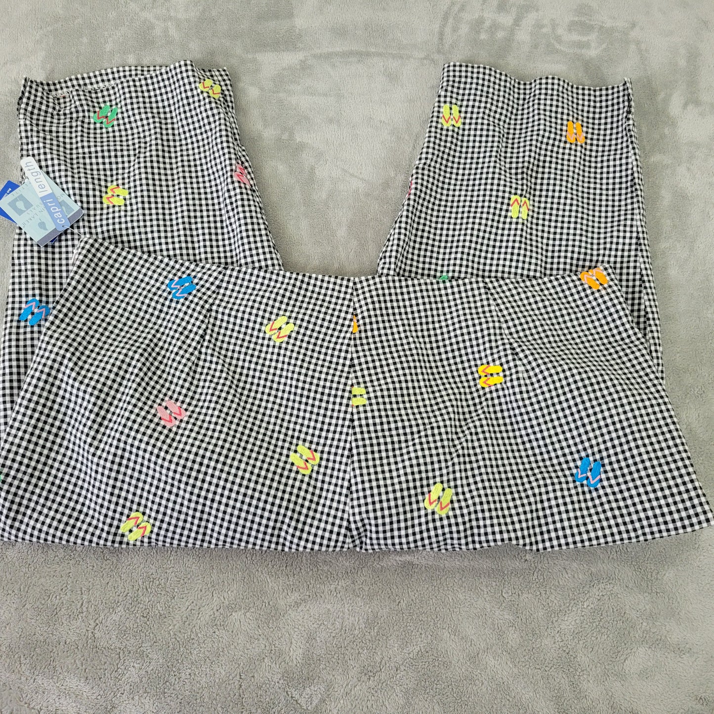 Mountain Lake II Women's Black Gingham Capri Pants Size 22WP Petite Check PLA53E