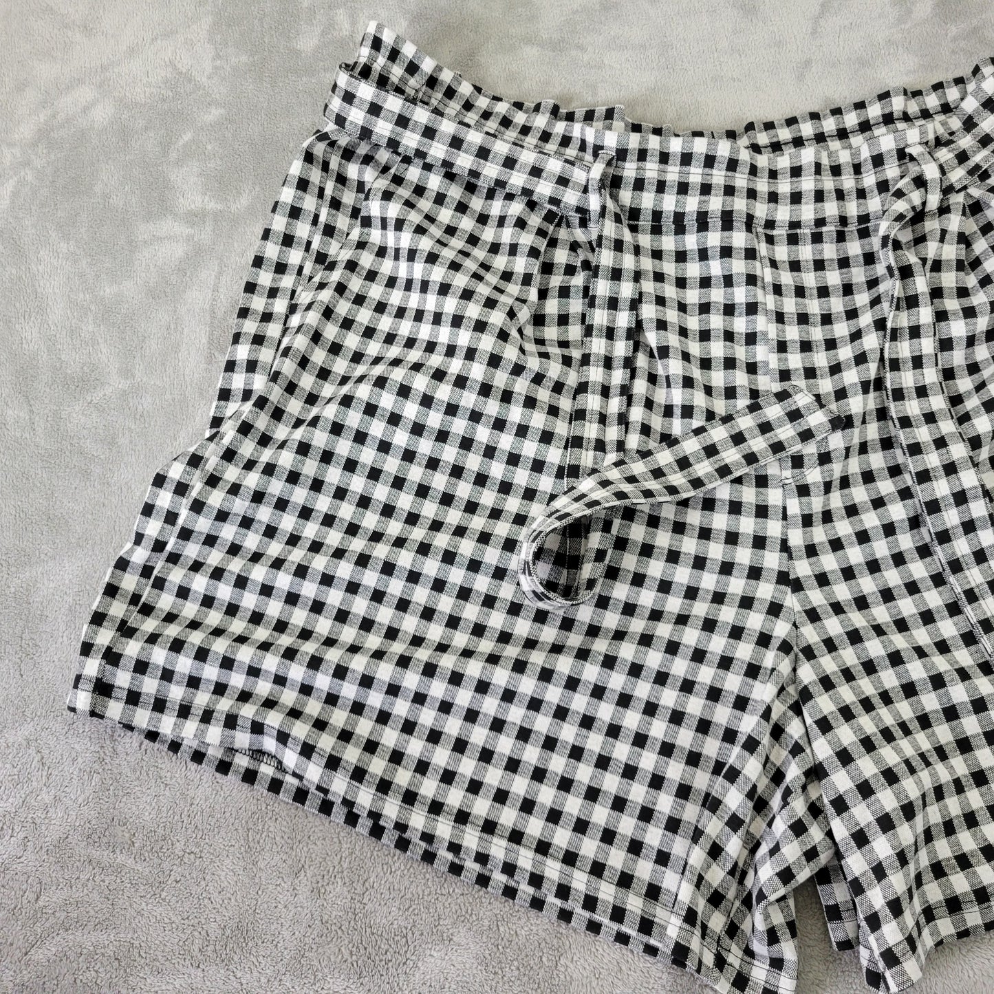 Cato Est 1946 Women's Gingham Shorts 26W 28W Black White Check Belted PLA5E