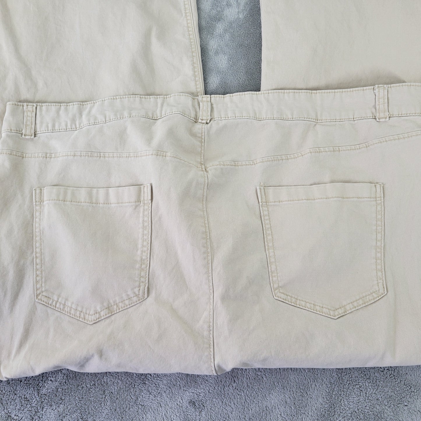Old Navy Women's Wide Leg Capri Pants Size 22 Beige Khaki Stretch CAP4E