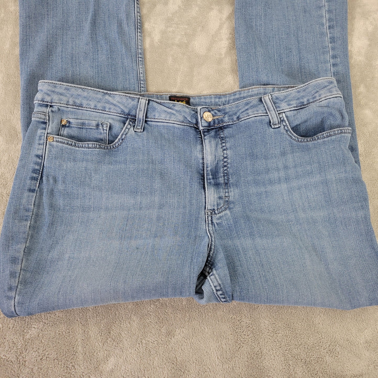 Lee Women's 20L Medium Blue Jeans Straight Leg Elastic Waist Stretch SL101E
