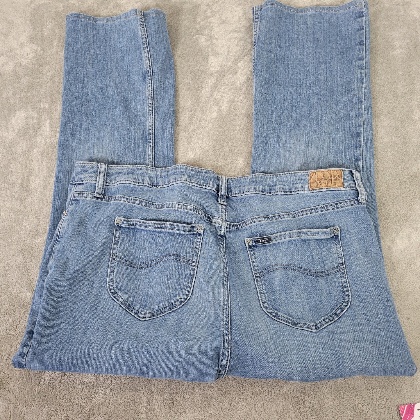 Lee Women's 20L Medium Blue Jeans Straight Leg Elastic Waist Stretch SL101E