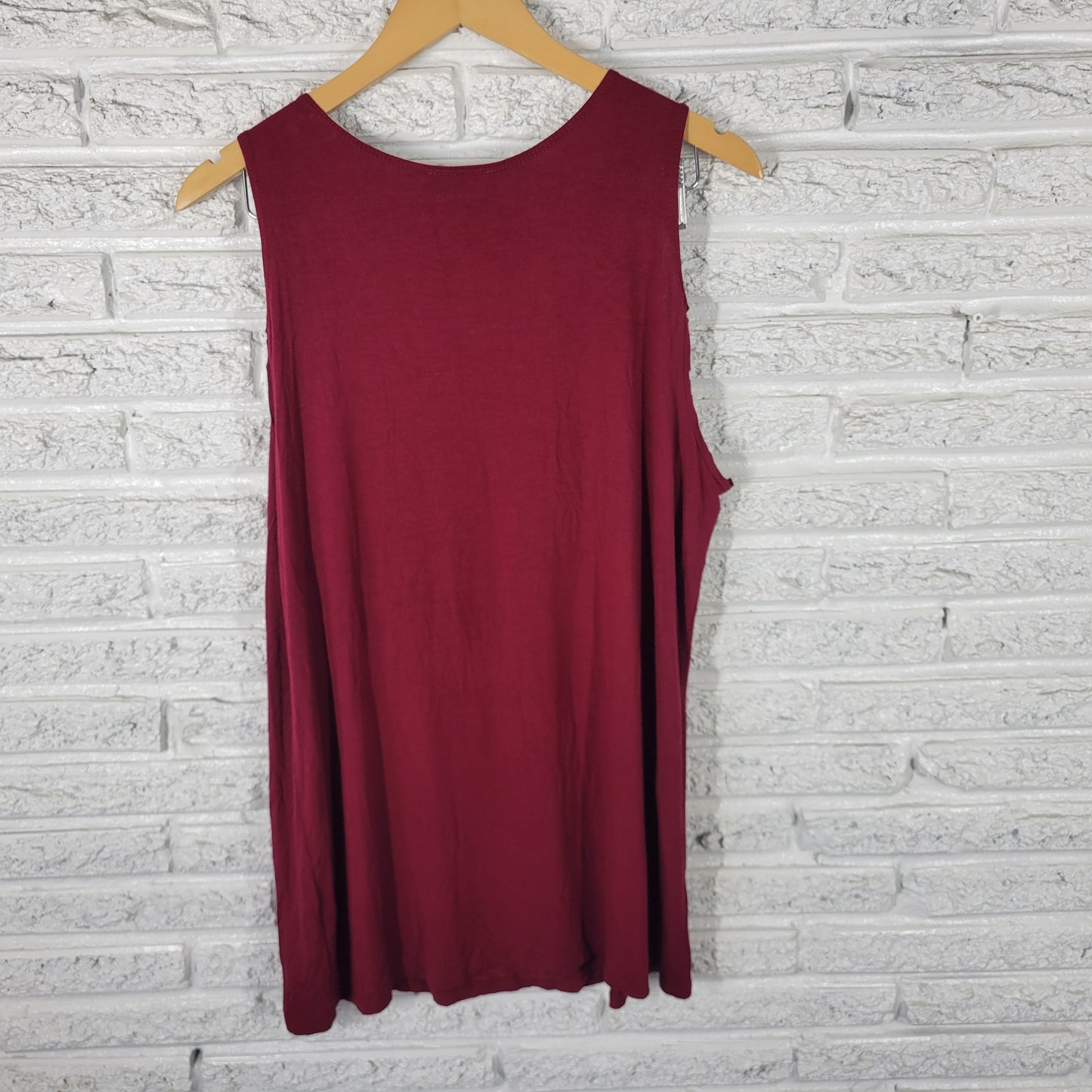 Scarlett Halloween Women's 1X Red Tank Top Plus Size Sleeveless Stretch NOV92E