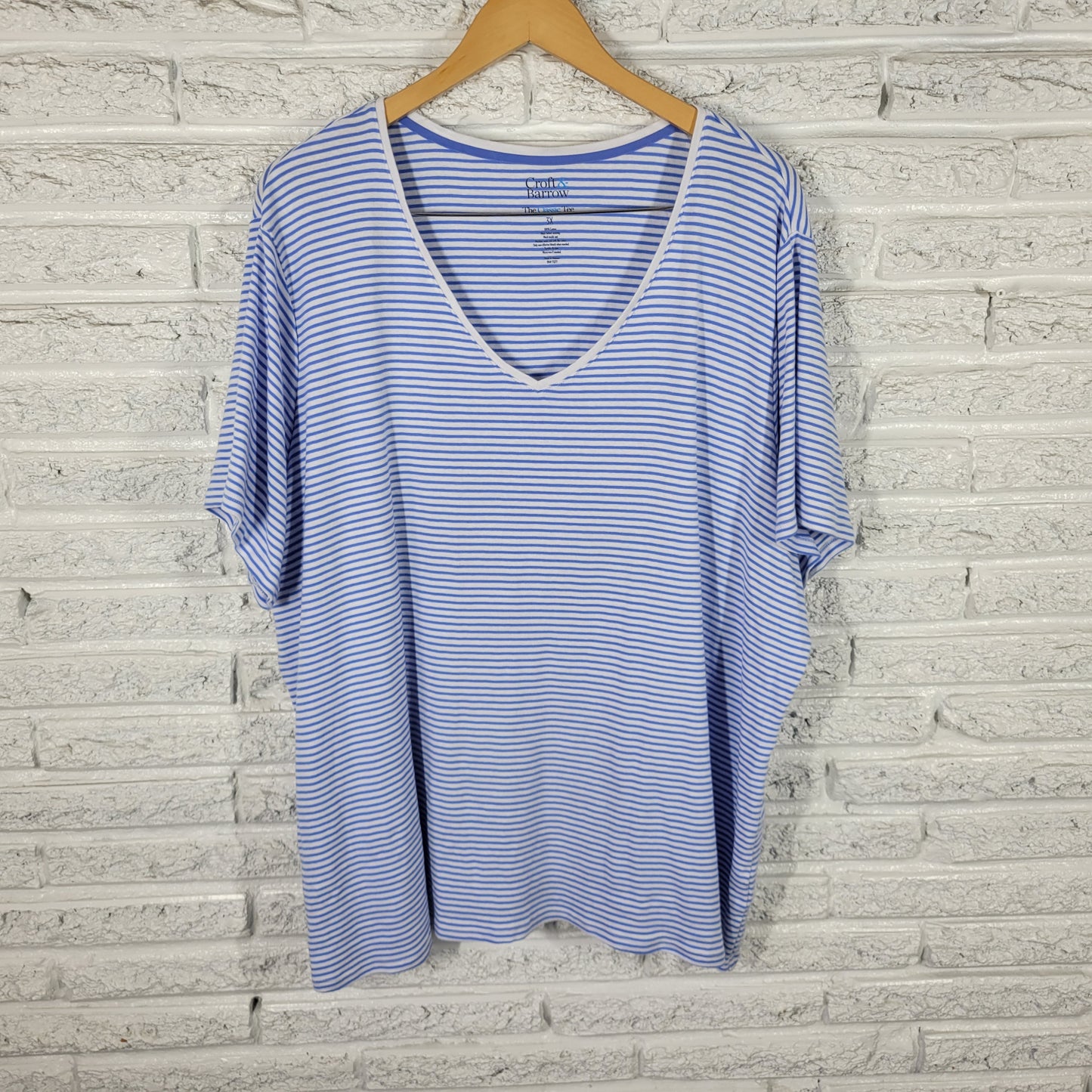 Croft & Barrow 3X Blue White Striped V-Neck Tee 100% Cotton STR104E