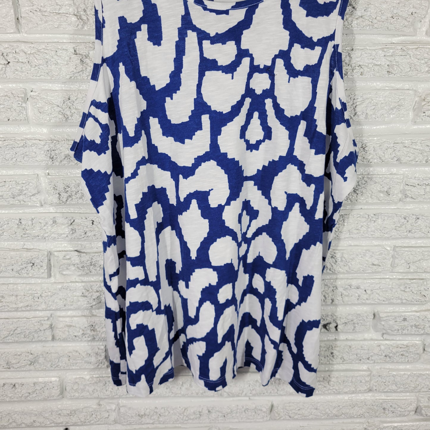 Denim & Co. XL Blue White Watercolor Tank Top Cotton Stretch Crew WAT42E