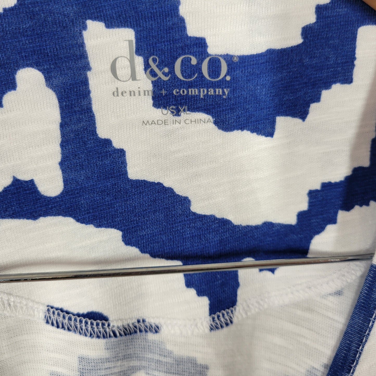 Denim & Co. XL Blue White Watercolor Tank Top Cotton Stretch Crew WAT42E