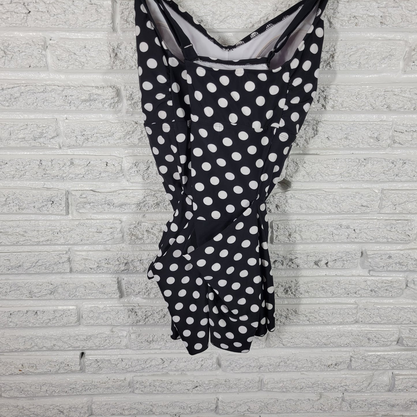 Ava & Viv 18W One Piece Swimsuit Skirted Black Polka Dot Built-in Bra GEO105E