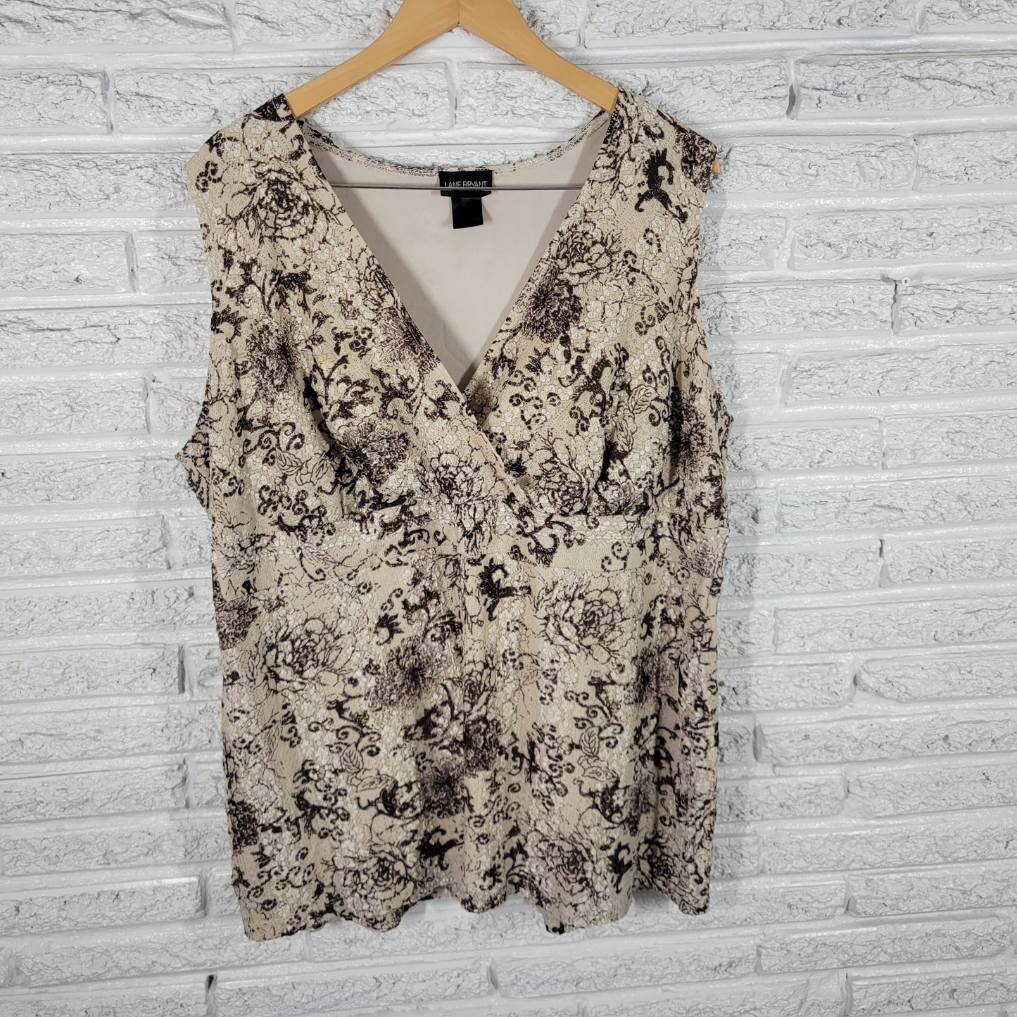 Lane Bryant 22/24 Beige Brown Floral Embroidered Mesh Tank Top V-Neck FLO150E